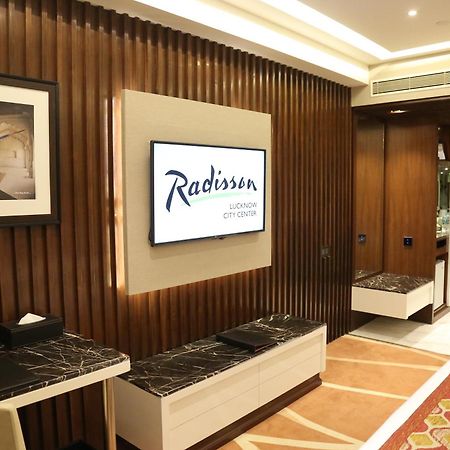 Radisson Lucknow City Center Esterno foto